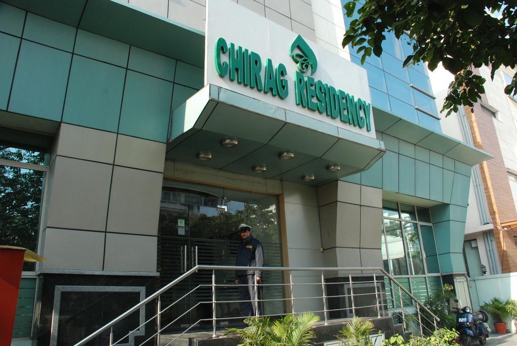Отель Chirag Residency Нью-Дели Экстерьер фото